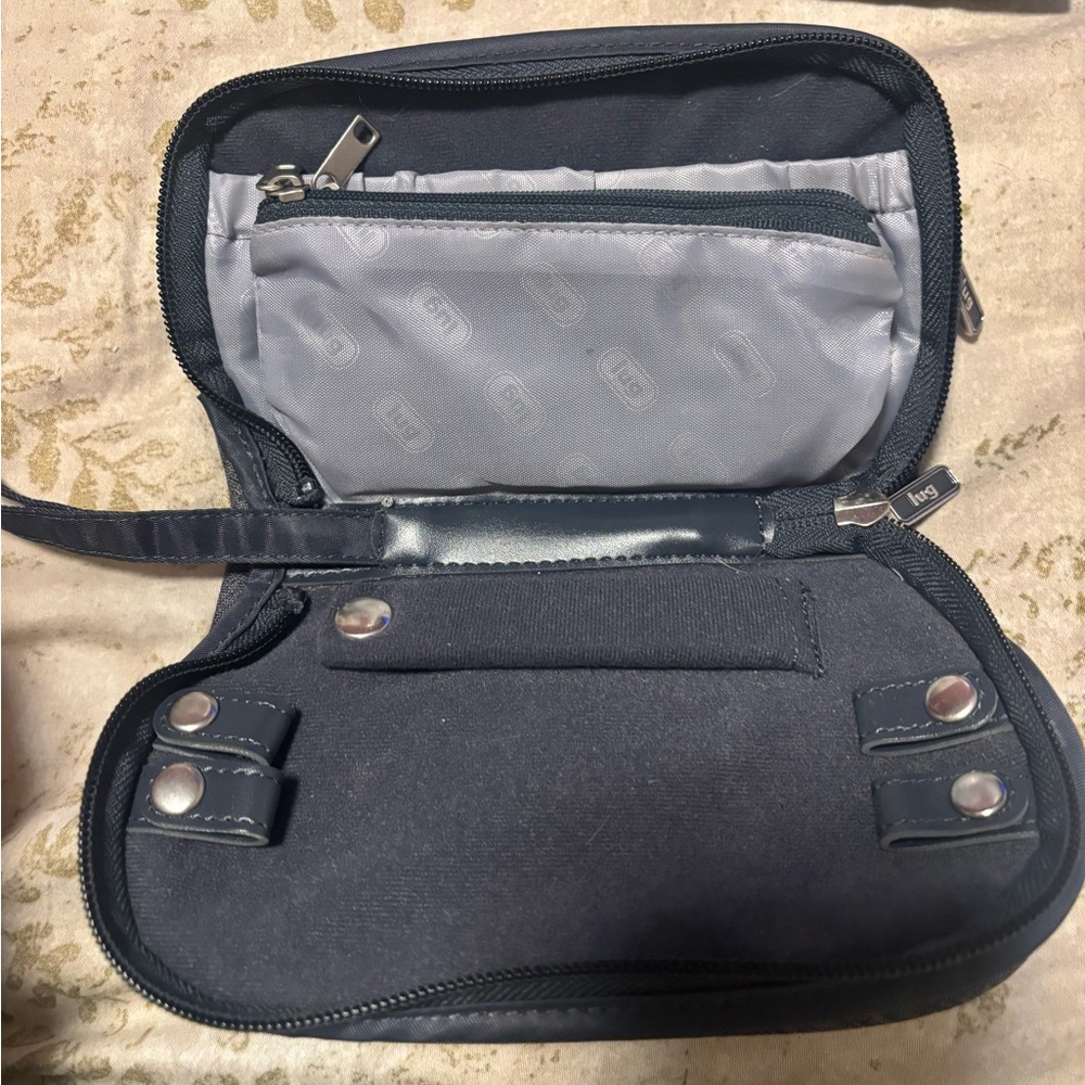 Lug Jewelry Case - Picture 2 of 7